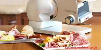 Meat slicer with wonderful features