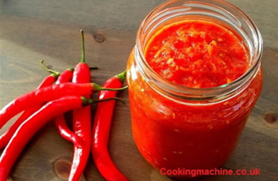 How To Make Chilli Sauce At Home